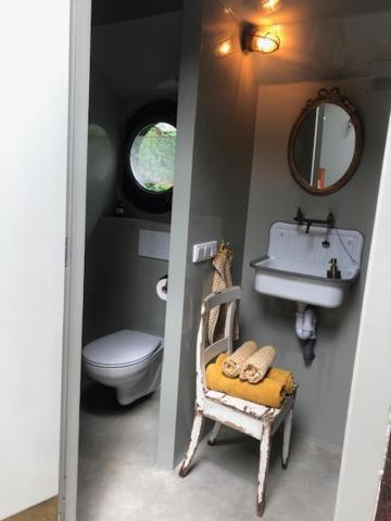 Houseboat Tante Piet Hotel Amsterdam Bagian luar foto